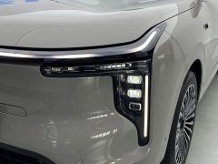 IM Motors Zhiji LS8 66 Ultra Tech Flagship 5-Seater - ფოტო 6