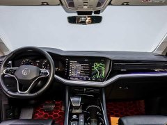 Volkswagen Touareg 2022 3.0TSI Rui Xiang Edition Obsidian Black Sport Package - ფოტო 14