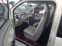 Wuling Air EV Qingkong Four-Seater Advanced Edition - ფოტო 14
