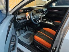 Changan UNI-V 1.5T 500Bar Luxury Sport Edition - ფოტო 9
