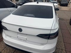 Volkswagen Lavida 1.5L Automatic Deyi Edition - ფოტო 16