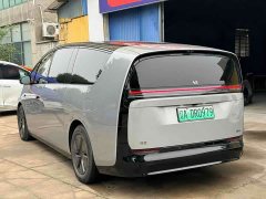 Li Auto Li Xiang MEGA Ultra - ფოტო 7