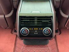 Land Rover Range Rover 3.0 L6 400PS AB Long Wheelbase - ფოტო 16