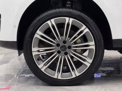 Land Rover Range Rover 3.0 L6 400PS AB Long Wheelbase - ფოტო 4