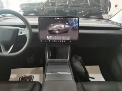 Tesla Model Y Rear-Wheel Drive - ფოტო 12