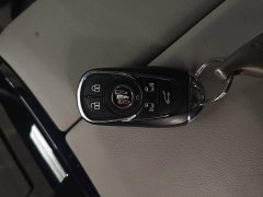 Buick GL8 ES Luxe Enjoyment Edition - ფოტო 8