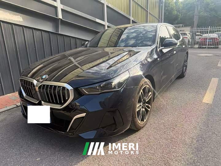 BMW 5 Series 530Li Premier M Sport Package - ავტომობილი ჩინეთიდან