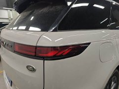 Land Rover Range Rover Sport 400PS Dynamic SE - ფოტო 11