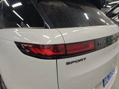 Land Rover Range Rover Sport 400PS Dynamic SE - ფოტო 9