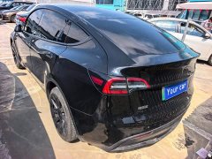 Tesla Model Y Long Range All-Wheel Drive - ფოტო 4