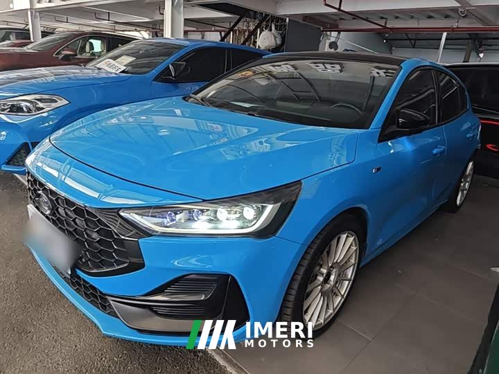 Ford Focus 2022 Hatchback EcoBoost 180 Automatic ST Line - ავტომობილი ჩინეთიდან