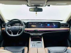 Ford Explorer EcoBoost 285 AWD Titanium 7-Seater - ფოტო 13