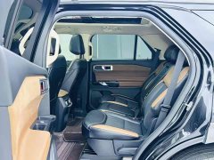 Ford Explorer EcoBoost 285 AWD Titanium 7-Seater - ფოტო 15