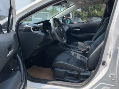 Toyota Corolla 1.2T S-CVT Luxury - ფოტო 13