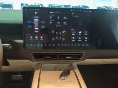 Li Auto Li Xiang MEGA Ultra - ფოტო 12
