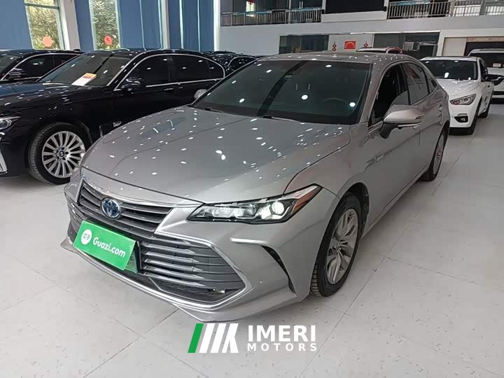 Toyota Avalon Hybrid 2.5L XLE Premium - ავტომობილი ჩინეთიდან