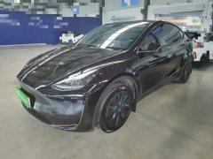 Tesla Model Y Rear-Wheel Drive - ფოტო 1
