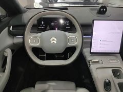 NIO ES8 75kWh - ფოტო 10