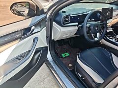 BYD Qin Plus 2021 DM-i 55KM Flagship - ფოტო 15