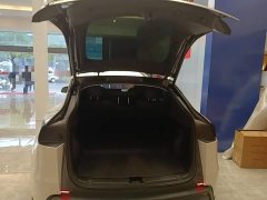 Tesla Model Y Rear-Wheel Drive Launch Edition - ფოტო 18