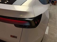 Tesla Model Y Rear-Wheel Drive Launch Edition - ფოტო 7