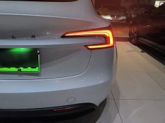Tesla Model 3 2023 Rear-Wheel Drive - ფოტო 7