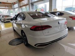 Volkswagen Bora 2023 300TSI DSG Respect Edition - ფოტო 4
