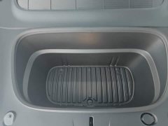 Tesla Model Y Rear-Wheel Drive - ფოტო 20