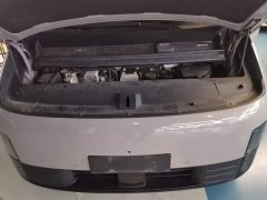 Li Auto Li Xiang MEGA Ultra - ფოტო 15