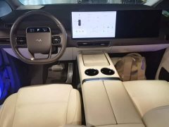 Li Auto Li Xiang MEGA Ultra - ფოტო 5