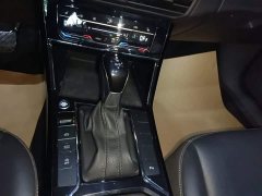 Volkswagen Passat Facelift 330TSI Starry Sky Elite - ფოტო 13