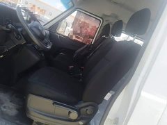 Iveco Daily 2023 2.5T V40 Box Truck Long Wheelbase Mid-Roof Dual Wheels Side Sliding Door 2-3 Seater - ფოტო 14