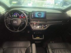 Honda Odyssey 2.0L e:HEV Luxury - ფოტო 10
