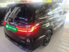 Honda Odyssey 2.0L e:HEV Luxury - ფოტო 7