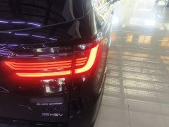 Honda Odyssey 2.0L e:HEV Luxury - ფოტო 8