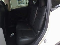 Tesla Model Y Long Range All-Wheel Drive - ფოტო 12