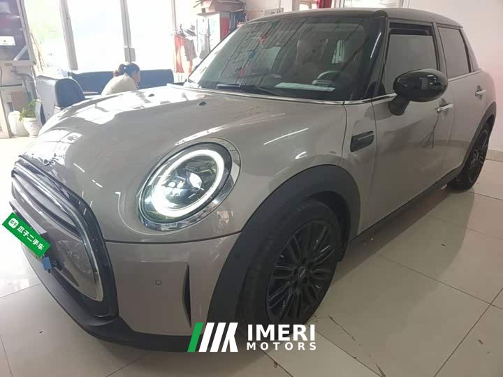 BMW MINI 1.5T COOPER Artist Five-Door