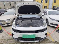 Lynk & Co Geely Lynk & Co 06 EM-P PHEV 84KM Range Pro - ფოტო 19