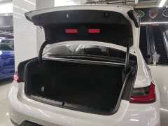 BMW 3 Series 320Li M Sport Package - ფოტო 19
