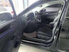 Volkswagen Passat 380TSI Longxiang Edition - ფოტო 15
