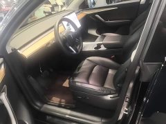 Tesla Model Y Standard Range RWD - ფოტო 14