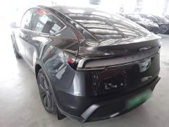 Tesla Model Y Long Range All-Wheel Drive - ფოტო 5