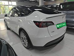 Tesla Model Y Rear-Wheel Drive - ფოტო 5