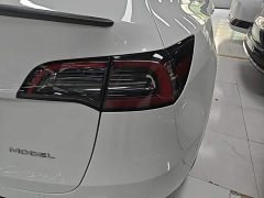 Tesla Model Y Rear-Wheel Drive - ფოტო 8