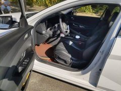 Hyundai Elantra 1.5L CVT GLX Elite - ფოტო 13