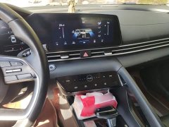 Hyundai Elantra 1.5L CVT GLX Elite - ფოტო 5