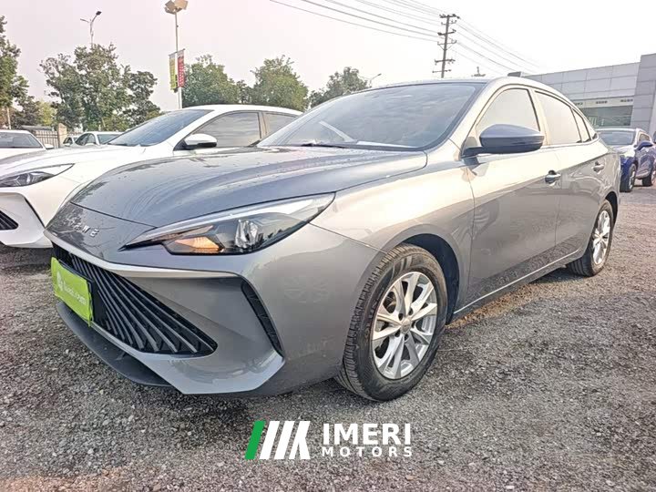 SAIC MG i5 1.5L CVT Luxury - ავტომობილი ჩინეთიდან