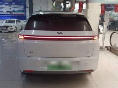 Li Auto L7 2023 Pro - ფოტო 6