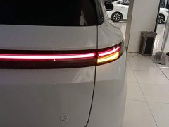 Li Auto L7 2023 Pro - ფოტო 8
