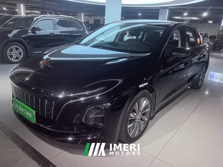 FAW Hongqi E-QM5 610km PLUS